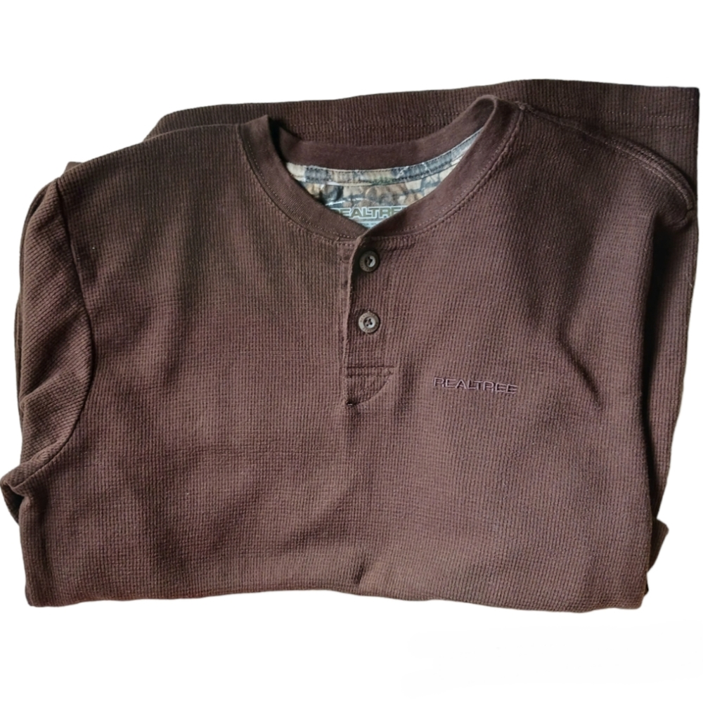 Realtree Men's Brown Long Sleeve Thermal Stretchy Shirt